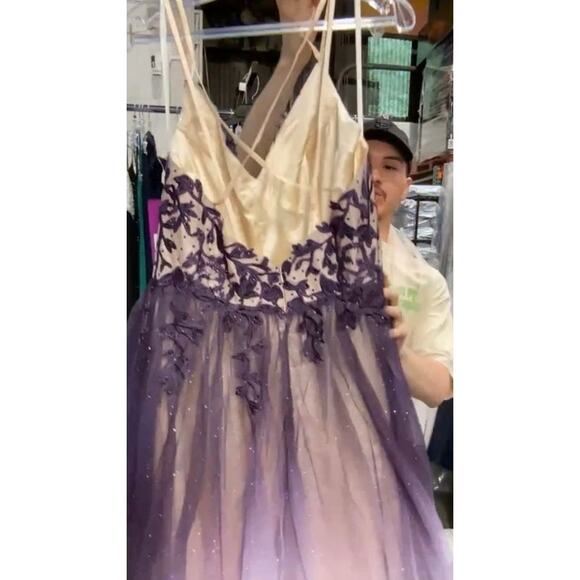 LUCCI LU ABBY PARIS PURPLE GOWN 90110, Size 14, New with Tag MSRP $380 SOO - Picture 9 of 13